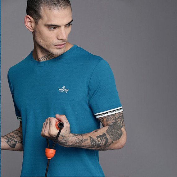 http://126822.m1110.group/products/men-teal-blue-logo-printed-casual-t-shirt