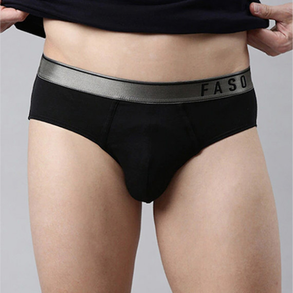 http://126822.m1110.group/products/men-black-solid-cotton-basic-briefs