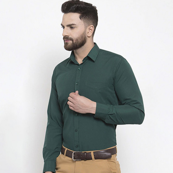 http://126822.m1110.group/products/men-green-slim-fit-solid-formal-shirt