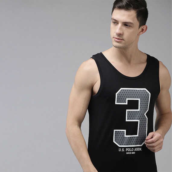 http://126822.m1110.group/products/men-black-grey-printed-gym-vest