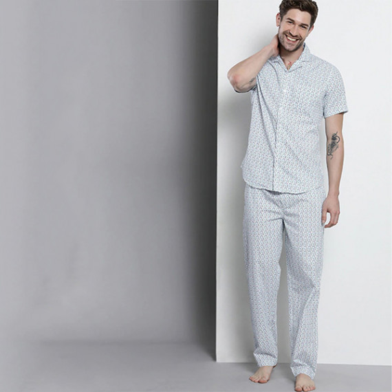 http://126822.m1110.group/products/men-white-printed-pure-cotton-night-suit