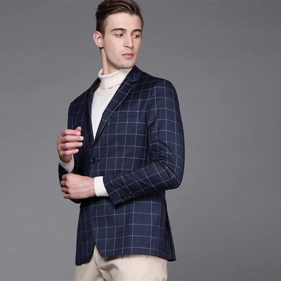 http://126822.m1110.group/products/men-navy-blue-beige-slim-fit-checked-single-breasted-smart-casual-blazer