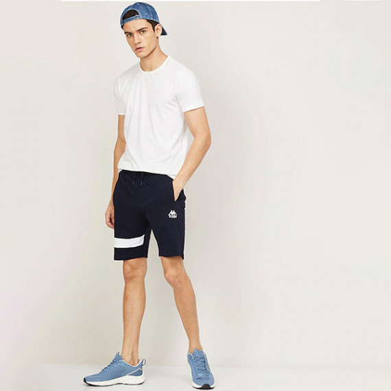 http://126822.m1110.group/vi/products/men-navy-blue-shorts