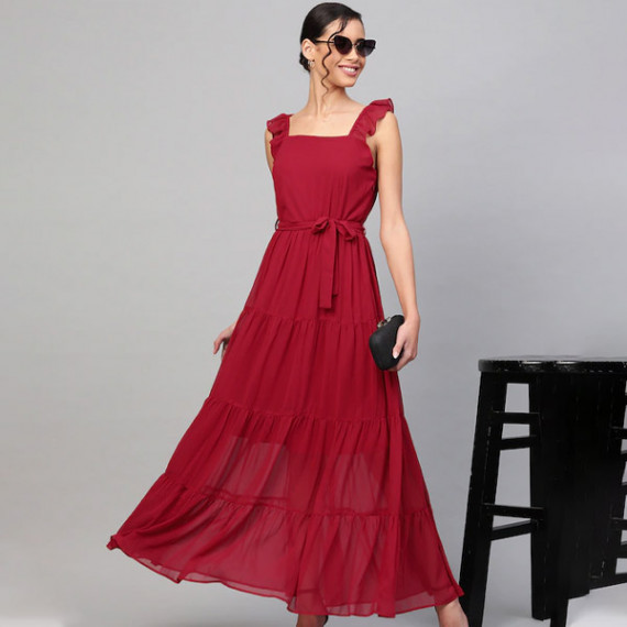 http://126822.m1110.group/products/maroon-tiered-maxi-dress